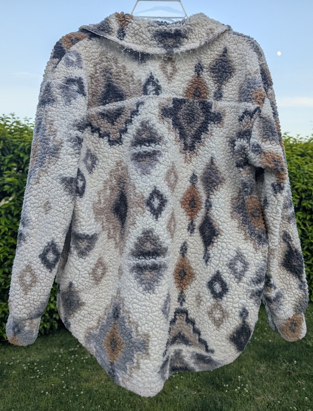 Sweater - Picture 2 of 3